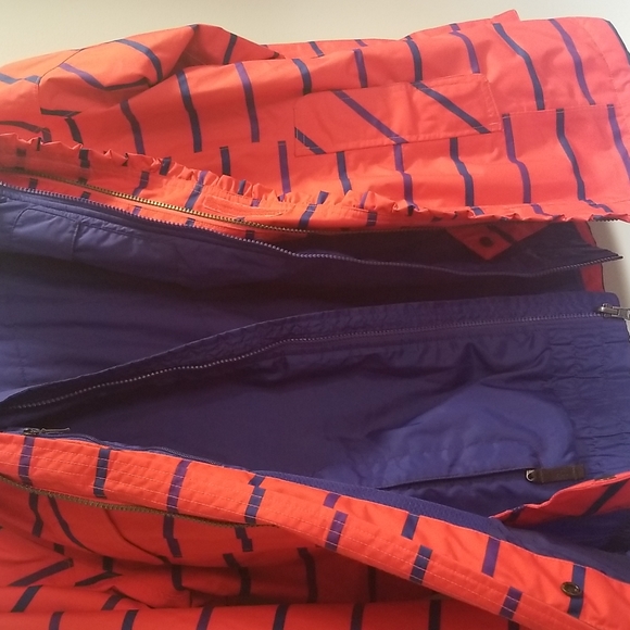 Ski/Boarding Jacket - Picture 2 of 5